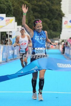 ★みなみの「2012世界トライアスロンシリーズ横浜大会」★年代別優勝！！★メンバーのみんなの応援が本当にチカラになりました！★